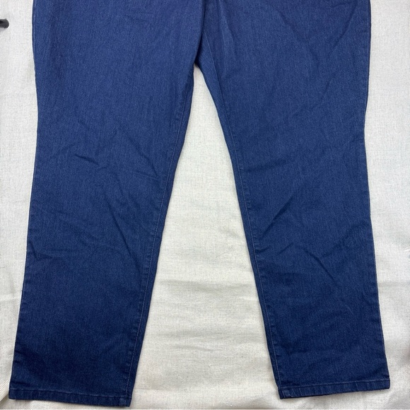 Style & Co Women’s Plus Size High-Rise Slim-Leg Jeans Size 24W - Picture 8 of 15